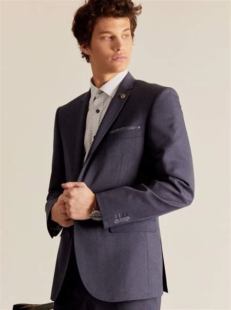 Slim-Fit Suits – HACHIBA