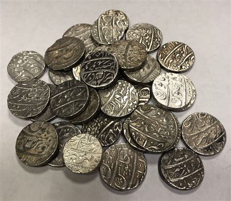 MUGHAL: Aurangzeb, 1658-1707, LOT of 29 silver rupees - Stephen Album Rare Coins