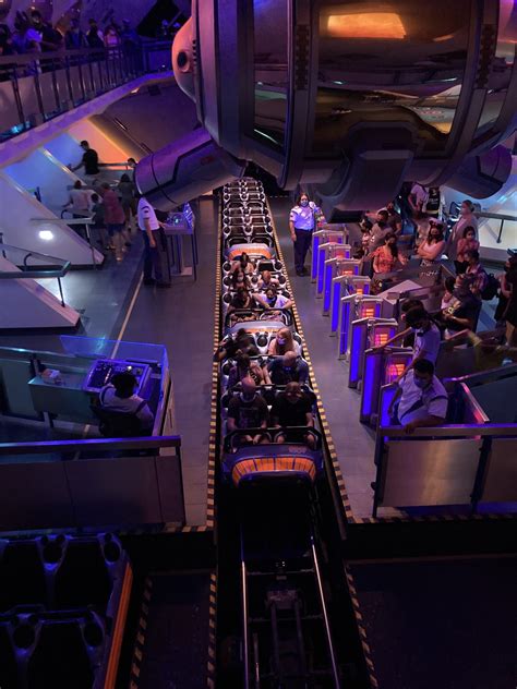 The Best Disneyland Star Wars Rides (15 Things To Do At Galaxy's Edge) – Planning Away