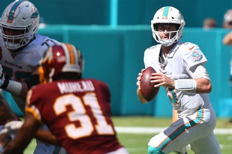 Miami Dolphins HC Brian Flores says Rosen still starter