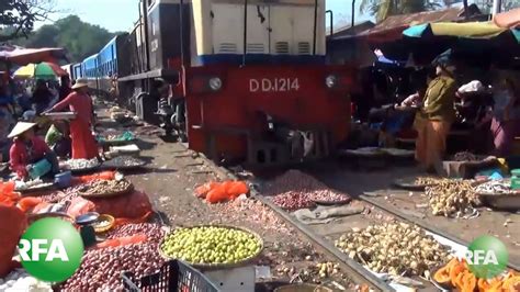 It’s ‘Watch Out for the Train!’ at a Mandalay Market - YouTube