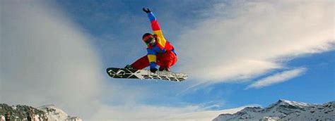 Freestyle snowboards: get in a spin!