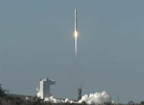 Liftoff! Launch Photos for NASA's Advanced Landsat 8 Mission | Space