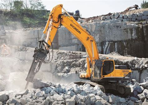 Hyundai launches company’s first attachments with HDB line of hydraulic ...