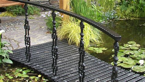 Metal Garden Bridge: Decorative and Functional Item for Home Garden – HomesFeed