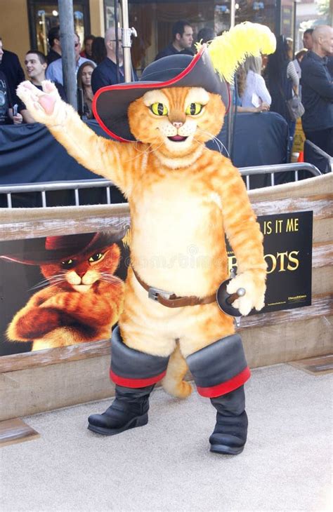 Puss in Boots (played by Antonio Banderas) Editorial Stock Image - Image of film, redcarpet ...