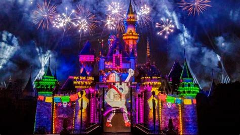 Carl's House Flying Over New Disneyland Fireworks Show