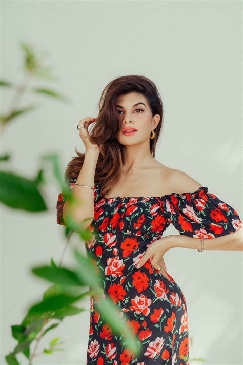 Jacqueline Fernandez In A Fabulous Off-Shoulder Floral Dress Defines ...