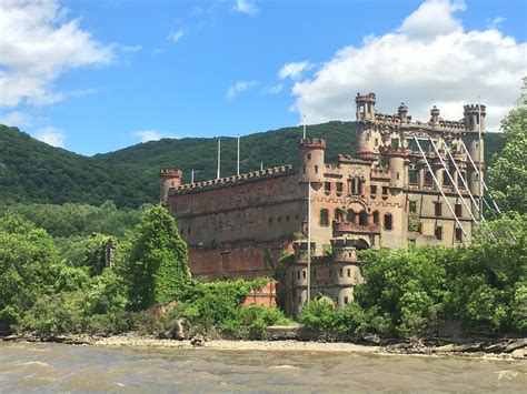 Rondinones' Adventures: Bannerman Castle on Pollepel Island