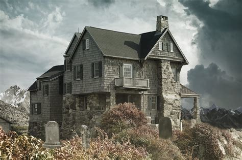 Haunted House Horror Movies: The All-Time Top 10