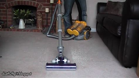 Dyson DC11 Telescope Wrap All Floors pick-up demo - YouTube