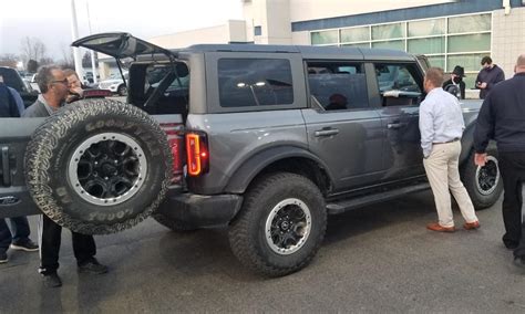 Carbonized Gray Outer Banks Sasquatch shows up at dealership | Bronco6G ...