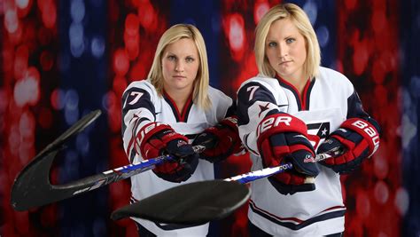 U.S. women's hockey team named for Sochi Olympics