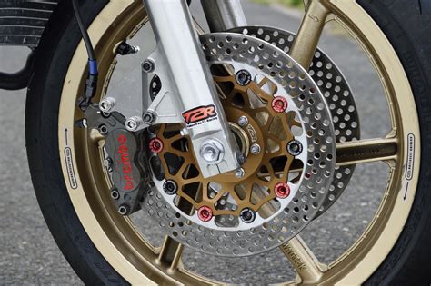 Upgrade Your HONDA NSR250R’s Brake System! | Webike News