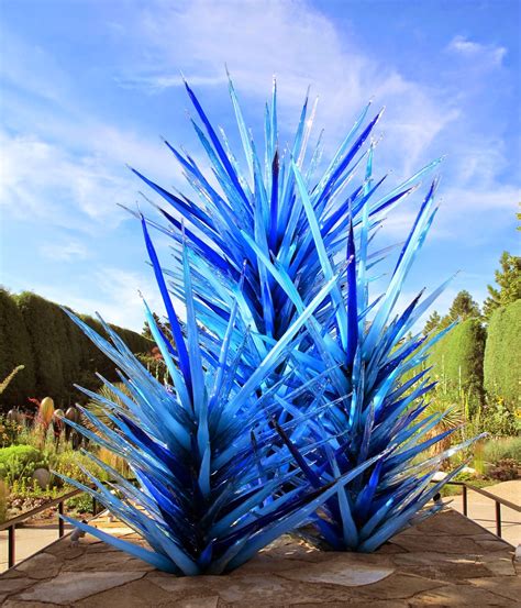 Robin Talks, Cooks and Travels: Chihuly Glass Sculptures Packs a Big ...