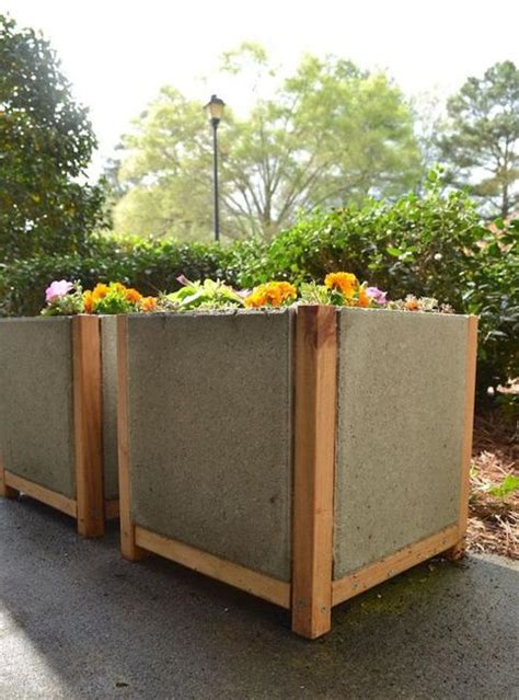 DIY Concrete Planters, Ideas for Outdoor Home Decorating with Flowers