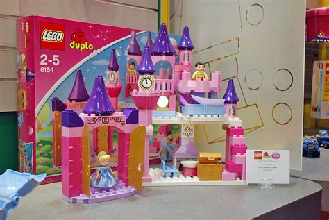 LEGO Duplo Disney Princess Set | 2012 Toy Fair Photos | POPSUGAR Moms Photo 59