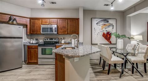 Our Photo Gallery | Galatyn Station Apartments in Richardson, TX