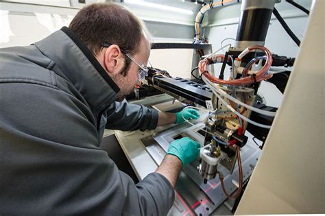 NREL, Sandia team to improve hydrogen fueling infrastructure