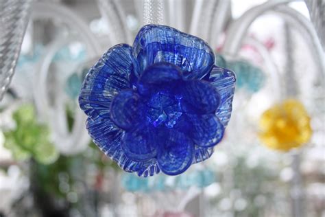 File:Murano Lüster - Blaue Blume.jpg - Wikipedia