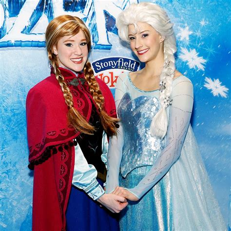 Disney on Ice's Frozen Opens in New York City | POPSUGAR Celebrity