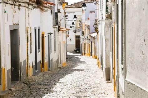 Evora: 15 best things to do on a day trip from Lisbon, Portugal ...