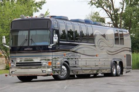 New 1999 Prevost Tour Bus For Sale ($129,800) | Chicago Motor Cars Stock #C-TOURBUSTOM