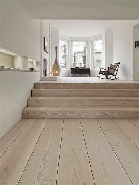 future simple passive: What a beautiful floor...