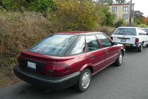 1990 Geo Prizm Hatchback Specifications, Pictures, Prices