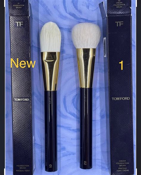 Arriba 91+ imagen tom ford 02 brush - Abzlocal.mx