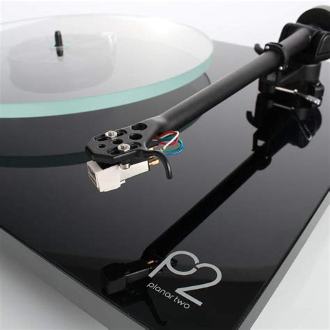 8 Best Turntables Under $1000 Reviews and Buying Guide For 2024