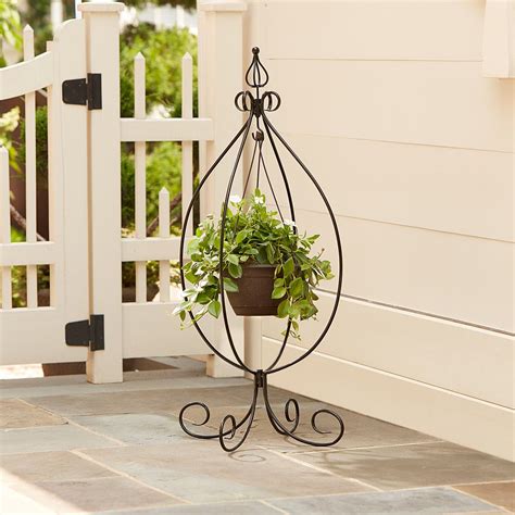 plant stand | Plants for hanging baskets, Plant stands outdoor, Hanging plants