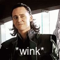Tom Hiddleston Loki Wink GIF – Tom Hiddleston Loki Wink Smile – Upptäck ...