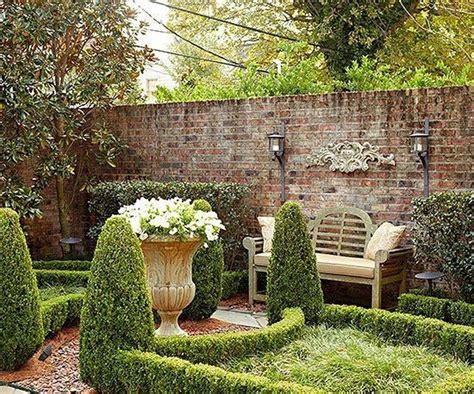 Inspiring Small Courtyard Garden Design Ideas For Your House 45 | Brick garden, Courtyard ...