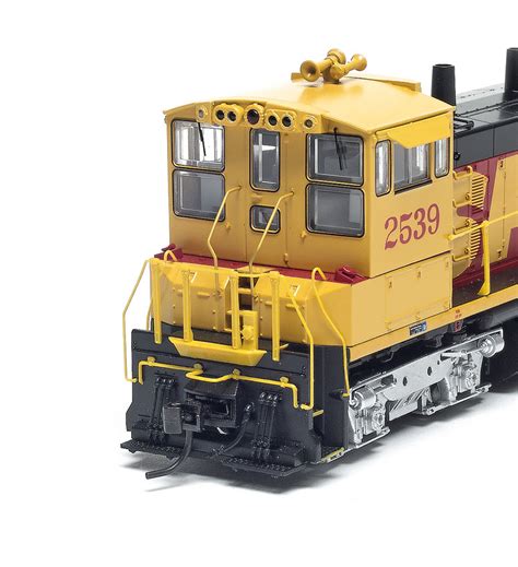 Broadway Limited Imports HO scale EMD SW1500 diesel locomotive ...