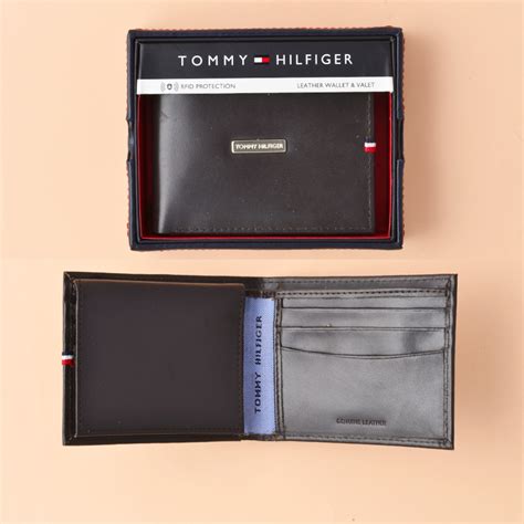 Tommy Hilfiger Barrington Wallet Brown - Averand