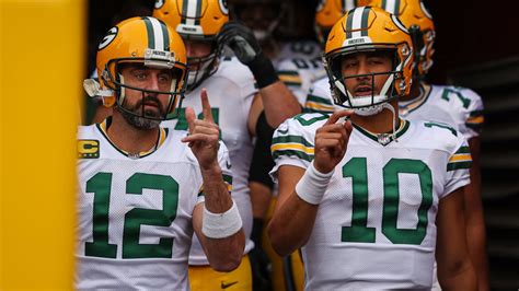 Jordan Love: Aaron Rodgers Contract Renewal Was 'Hardest Time'