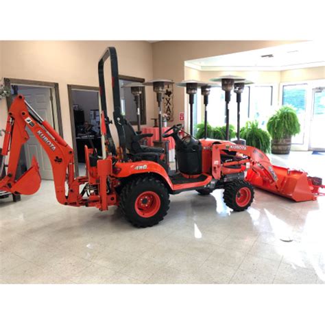 Kubota Mini Backhoe | Stellar Rentals Texas- Burleson, TX 76028