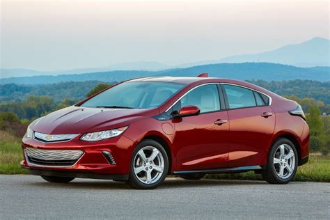2019 Chevrolet Volt Hatchback Specs, Review, and Pricing | CarSession