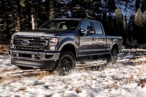 The 2022 Ford F-150 Darkens With the Lariat Black Appearance Package