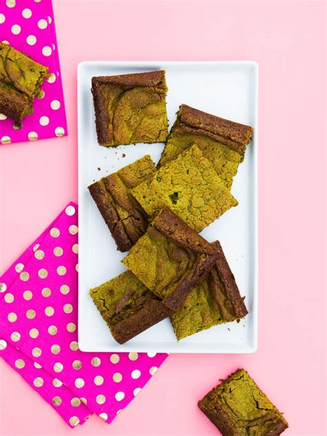 Matcha Green Tea Brownies - Sarah Hearts