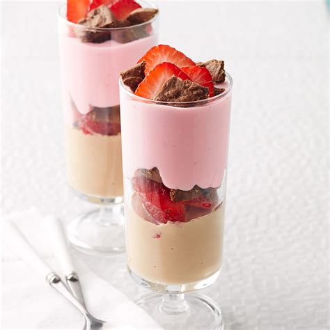 Chocolate-Berry Breakfast Parfait Recipe - EatingWell