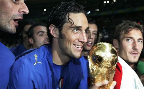 Italian World Cup winner Luca Toni announces retirement | FOX Sports