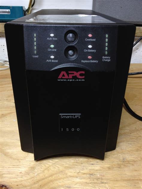 How to Replace the Battery in an APC Smart-UPS 1500 · Share Your Repair