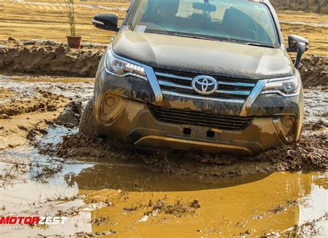 Putting the new Fortuner through a tough off-road track - MotorZest