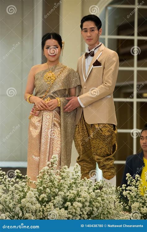 Fashion Model in Thai Traditional Costume Wedding Dress Editorial Image - Image of fashion ...