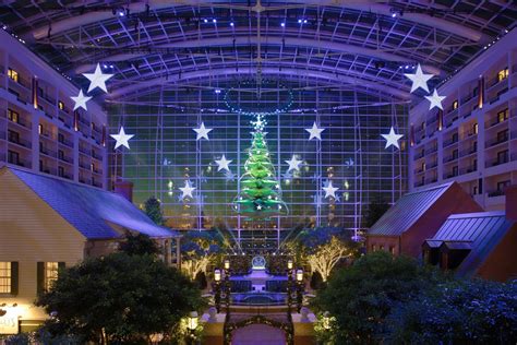 National Harbor’s Gaylord National Resort transforms into a Winter Wonderland with ‘ICE!’ - WTOP ...