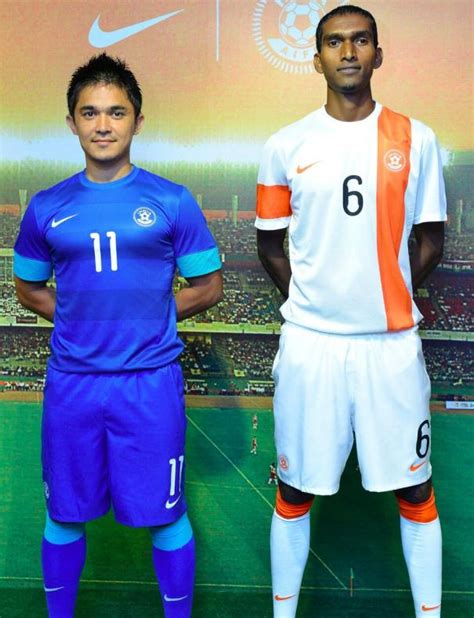 New India Football Kit 2013/2014- Nike Indian Soccer Jerseys 2013/14 ...