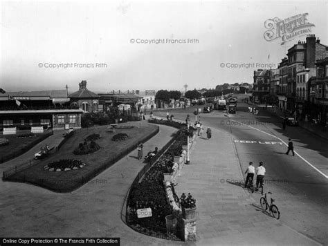 Photo of Ryde, The Esplanade 1933 - Francis Frith