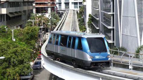 Miami-Dade Transit Metromover: 2009-10 Bombardier Innovia APM 100 Brickell Loop at Brickell ...